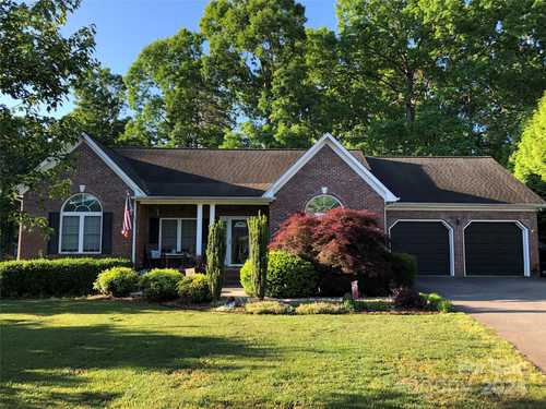 $325,000 - 3Br/2Ba -  for Sale in Timberlane, Statesville