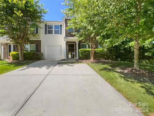 $400,000 - 3Br/3Ba -  for Sale in Wellsley Ford, Fort Mill
