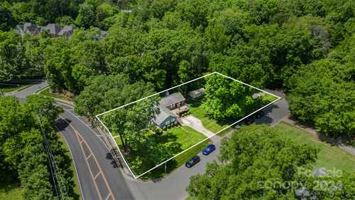 $1,300,000 - 5Br/5Ba -  for Sale in Providence Woods, Charlotte