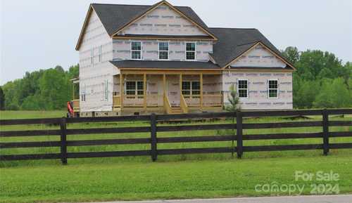 $732,000 - 4Br/4Ba -  for Sale in None, York