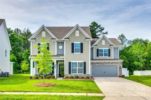 $750,000 - 5Br/5Ba -  for Sale in Cypress Point, Lake Wylie