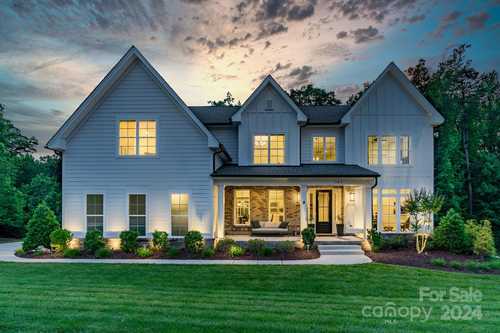$1,250,000 - 5Br/4Ba -  for Sale in The Manors At Lake Ridge, Tega Cay