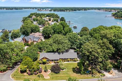 $1,550,000 - 4Br/4Ba -  for Sale in 100 Norman Place, Cornelius