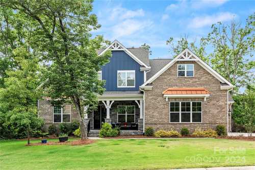 $869,000 - 4Br/4Ba -  for Sale in The Retreat At Sunset Ridge, Clover