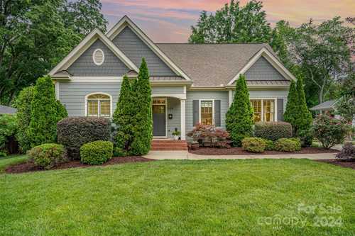 $1,725,000 - 4Br/5Ba -  for Sale in Barclay Downs, Charlotte