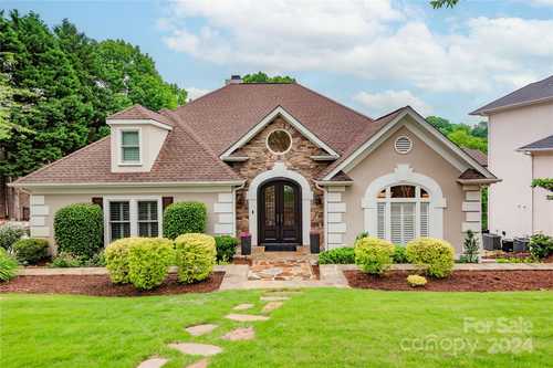 $1,450,000 - 4Br/4Ba -  for Sale in Riverpointe, Charlotte