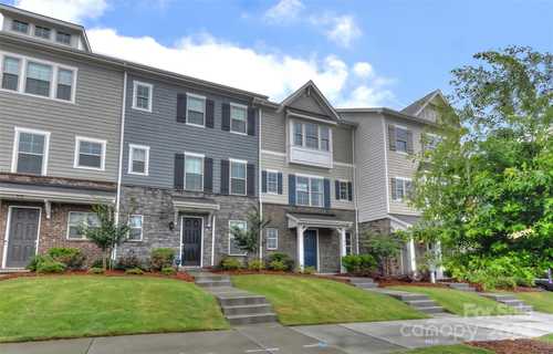 $379,000 - 2Br/3Ba -  for Sale in Hadley At Arrowood Station, Charlotte