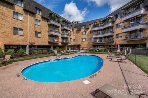 $325,000 - 2Br/2Ba -  for Sale in Myers Park, Charlotte