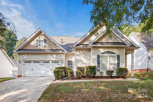 $420,000 - 4Br/3Ba -  for Sale in Glenwyck, Huntersville