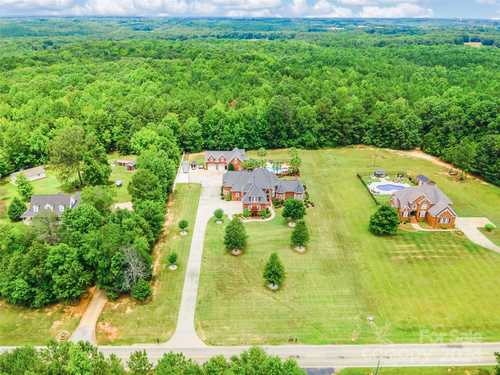 $1,650,000 - 4Br/4Ba -  for Sale in Eagle Pointe, Lancaster