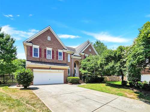 $929,990 - 4Br/3Ba -  for Sale in Kingston Forest, Charlotte