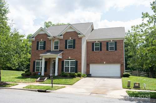 $749,000 - 5Br/3Ba -  for Sale in Macaulay, Huntersville