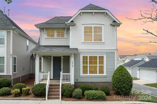 $410,000 - 3Br/3Ba -  for Sale in Monteith Place, Huntersville
