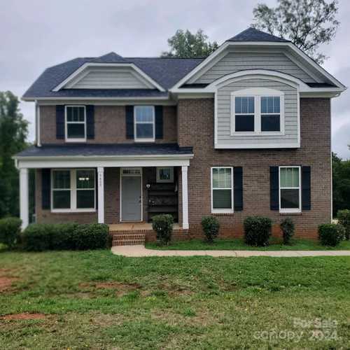 $485,000 - 4Br/3Ba -  for Sale in Herndon Heritage, Rock Hill