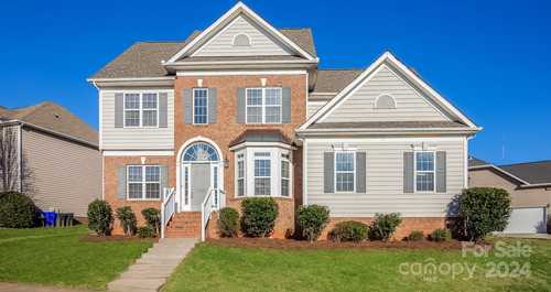 $475,000 - 4Br/3Ba -  for Sale in Hampton Ridge, Huntersville