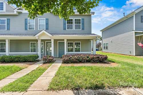 $299,000 - 2Br/3Ba -  for Sale in Tanners Creek, Huntersville