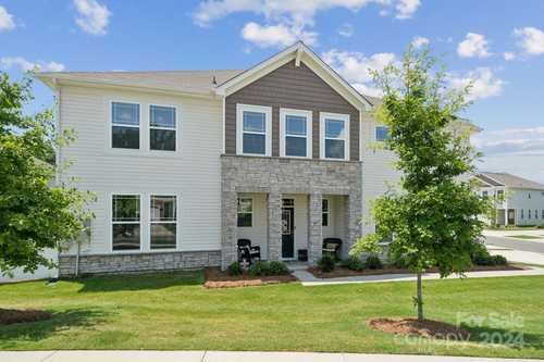 $425,000 - 3Br/3Ba -  for Sale in Porters Row, Charlotte