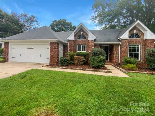 $649,000 - 3Br/2Ba -  for Sale in Millstone, Charlotte