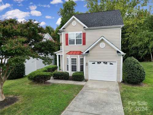 $439,900 - 4Br/3Ba -  for Sale in Waterstone, Fort Mill