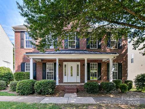 $579,900 - 4Br/3Ba -  for Sale in Gilead Ridge, Huntersville