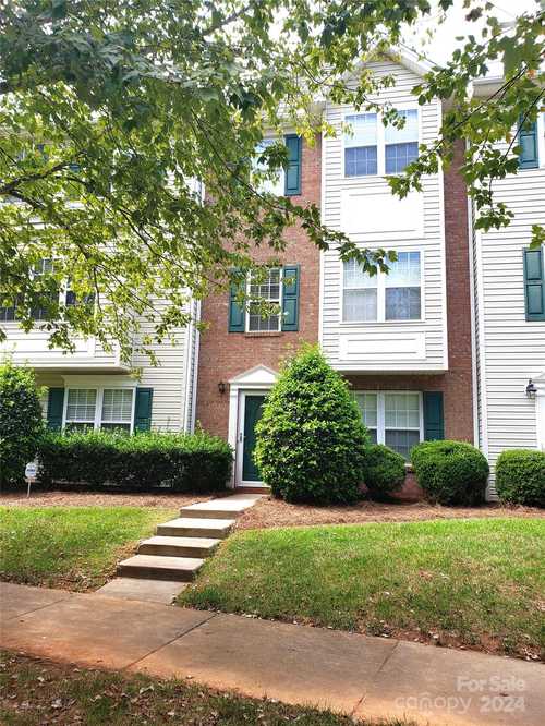 $335,000 - 4Br/4Ba -  for Sale in Tanners Creek, Huntersville