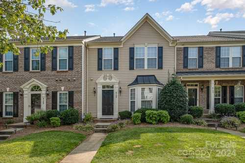 $369,900 - 3Br/3Ba -  for Sale in Gilead Ridge, Huntersville