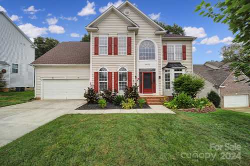 $554,000 - 4Br/3Ba -  for Sale in Knightsbridge, Fort Mill