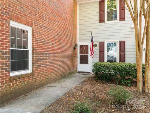 $250,000 - 2Br/2Ba -  for Sale in Park Walk, Charlotte