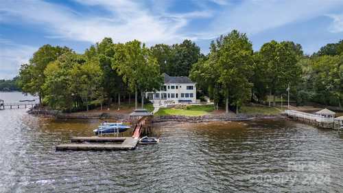 $2,995,000 - 4Br/4Ba -  for Sale in The Cape, Huntersville