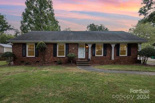 $550,000 - 3Br/2Ba -  for Sale in Olde Providence, Charlotte