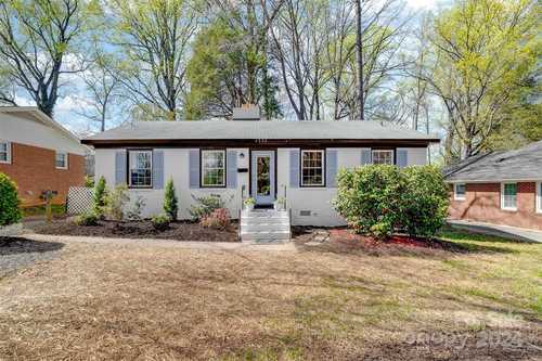 $549,000 - 3Br/2Ba -  for Sale in Collins Park, Charlotte