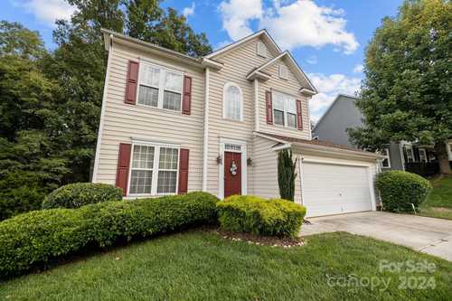 $473,000 - 4Br/3Ba -  for Sale in Knightsbridge, Fort Mill