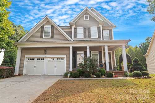 $720,000 - 4Br/4Ba -  for Sale in Reserve At Gold Hill, Fort Mill