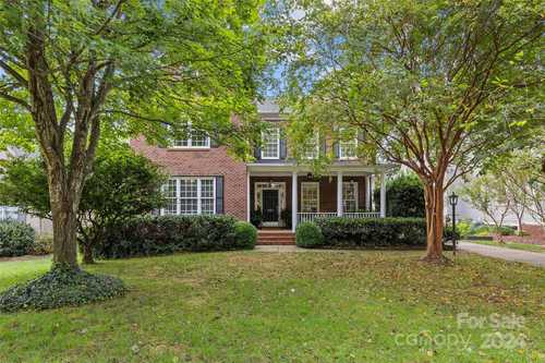 $1,248,000 - 5Br/5Ba -  for Sale in Cotswold, Charlotte