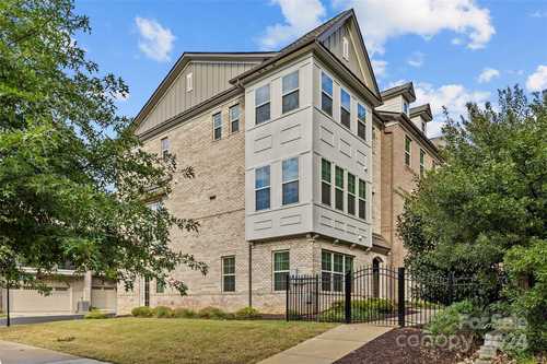 $675,000 - 3Br/4Ba -  for Sale in Madison Park, Charlotte