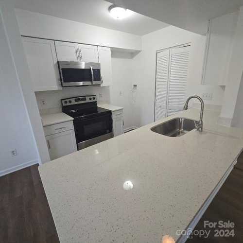 $175,000 - 1Br/1Ba -  for Sale in Carmel Village Ii, Charlotte