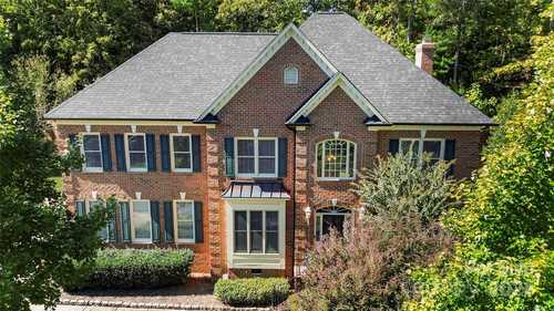 $775,000 - 4Br/3Ba -  for Sale in Stonebriar, Charlotte