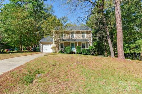 $420,000 - 3Br/3Ba -  for Sale in Carmel Ridge, Charlotte