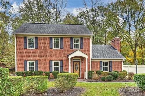 $549,000 - 3Br/3Ba -  for Sale in White Oak, Charlotte