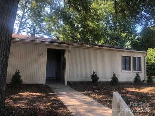 $295,000 - 3Br/2Ba -  for Sale in Raintree, Charlotte