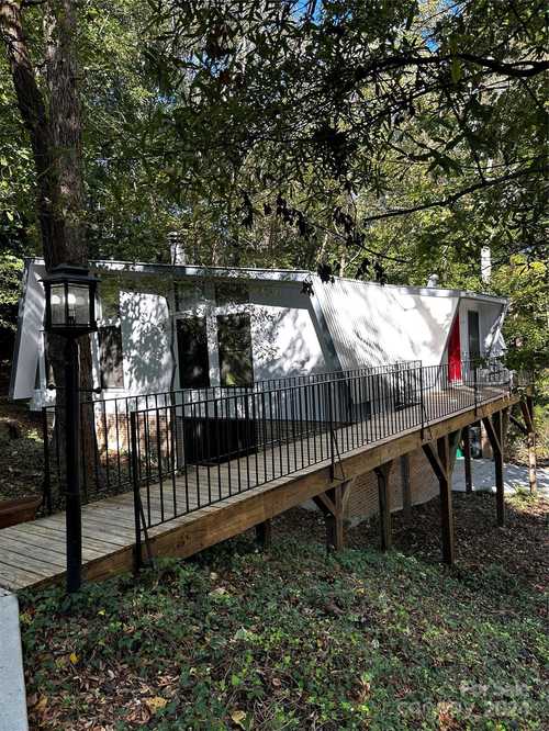 $675,000 - 3Br/2Ba -  for Sale in Mountainbrook, Charlotte