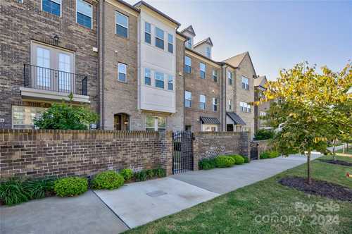 $699,500 - 3Br/4Ba -  for Sale in Townes At Montford Park, Charlotte