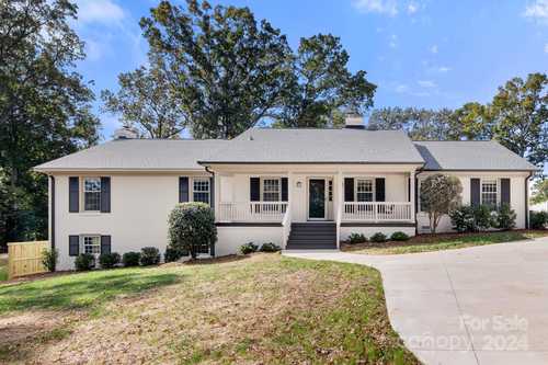 $997,500 - 5Br/5Ba -  for Sale in Southpark, Charlotte