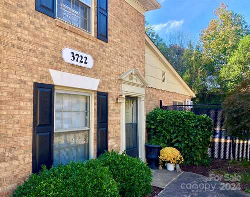 $304,000 - 2Br/3Ba -  for Sale in Ashbrook Condos, Charlotte