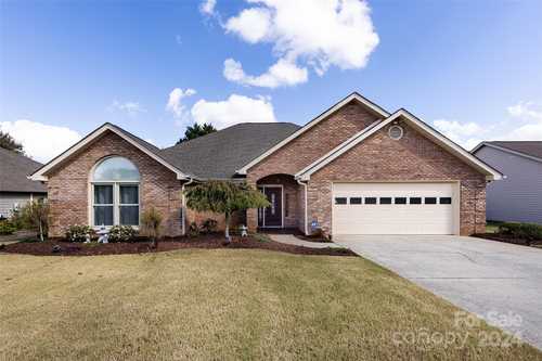 $510,000 - 3Br/2Ba -  for Sale in Palmetto Plantation, Fort Mill