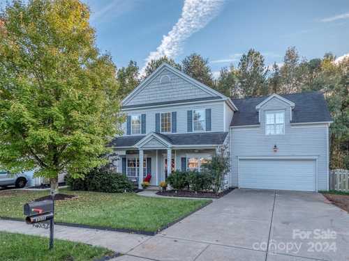 $675,000 - 4Br/4Ba -  for Sale in Providence Pointe, Charlotte