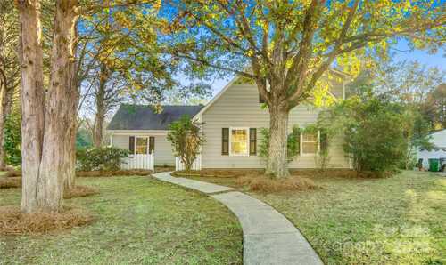 $476,000 - 3Br/2Ba -  for Sale in Candlewyck, Charlotte