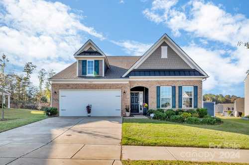 $550,000 - 3Br/3Ba -  for Sale in Arrington, Huntersville