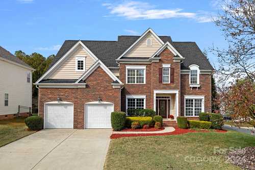 $660,000 - 5Br/3Ba -  for Sale in Stephens Grove, Huntersville