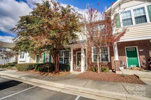 $260,000 - 2Br/3Ba -  for Sale in Waterstone, Fort Mill